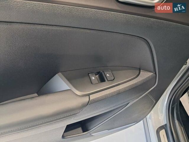 Серый Киа Sportage, объемом двигателя 1.6 л и пробегом 1 тыс. км за 35940 $, фото 18 на Automoto.ua