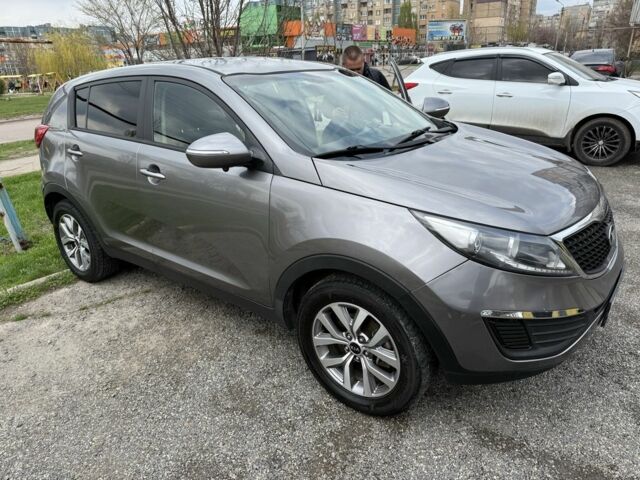 Серый Киа Sportage, объемом двигателя 2.4 л и пробегом 145 тыс. км за 11000 $, фото 7 на Automoto.ua