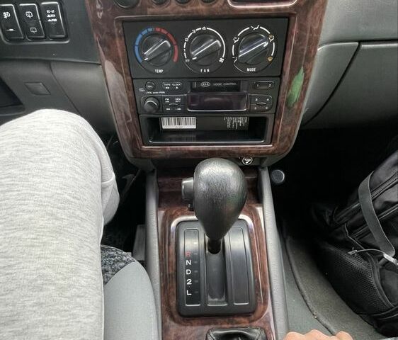 Синий Киа Sportage, объемом двигателя 2 л и пробегом 140 тыс. км за 2200 $, фото 4 на Automoto.ua