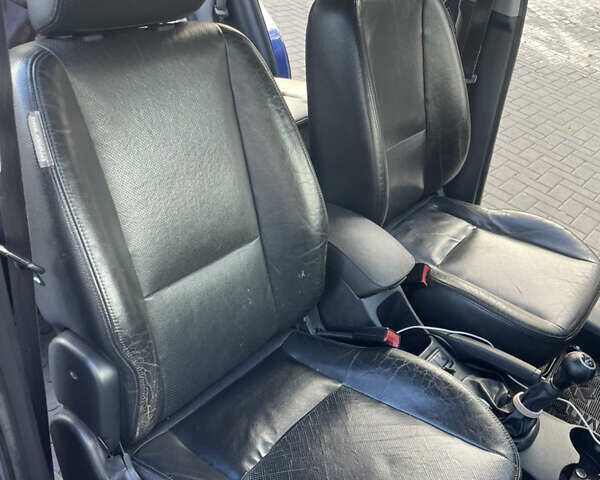 Киа Sportage 2005 в Львове на Automoto.ua Синий Киа Sportage, объемом двигателя 1.99 л и пробегом 293 тыс. км за 6700 $, фото 7 на Automoto.ua