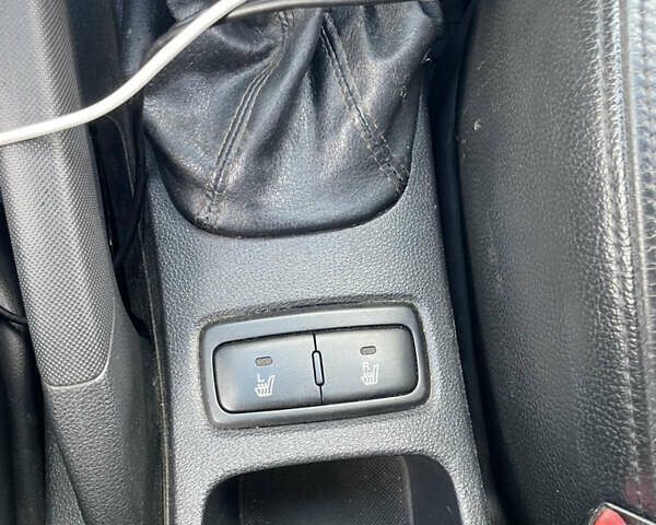 Киа Sportage 2005 в Львове на Automoto.ua Синий Киа Sportage, объемом двигателя 1.99 л и пробегом 293 тыс. км за 6700 $, фото 16 на Automoto.ua