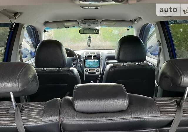 Синий Киа Sportage, объемом двигателя 2 л и пробегом 238 тыс. км за 8500 $, фото 13 на Automoto.ua