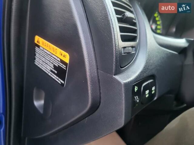 Синий Киа Sportage, объемом двигателя 1.98 л и пробегом 258 тыс. км за 7400 $, фото 113 на Automoto.ua
