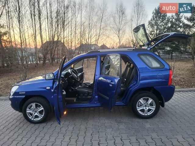 Синий Киа Sportage, объемом двигателя 1.98 л и пробегом 258 тыс. км за 7400 $, фото 54 на Automoto.ua