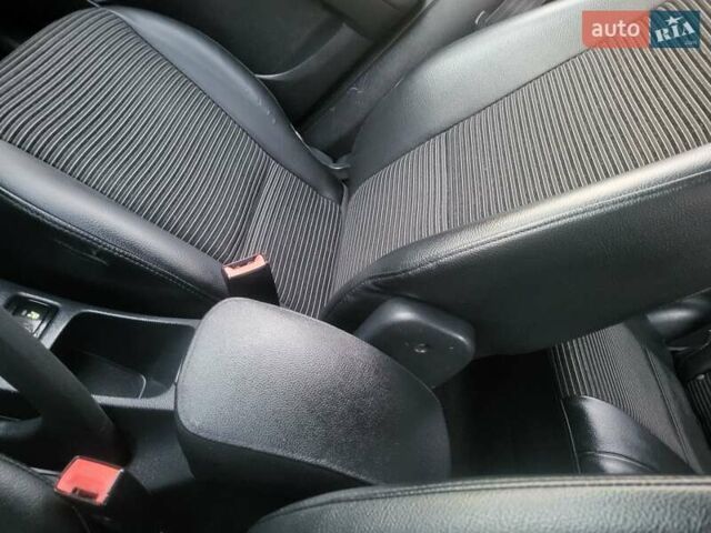 Синий Киа Sportage, объемом двигателя 1.98 л и пробегом 258 тыс. км за 7400 $, фото 122 на Automoto.ua