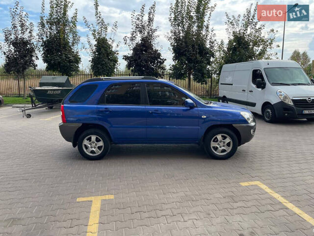 Синий Киа Sportage, объемом двигателя 1.98 л и пробегом 218 тыс. км за 6700 $, фото 3 на Automoto.ua