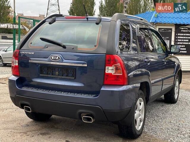 Синий Киа Sportage, объемом двигателя 0 л и пробегом 140 тыс. км за 7799 $, фото 7 на Automoto.ua