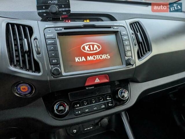 Синий Киа Sportage, объемом двигателя 2 л и пробегом 112 тыс. км за 13000 $, фото 25 на Automoto.ua