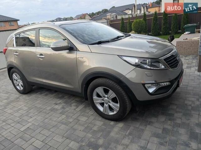 Синий Киа Sportage, объемом двигателя 2 л и пробегом 112 тыс. км за 13000 $, фото 3 на Automoto.ua