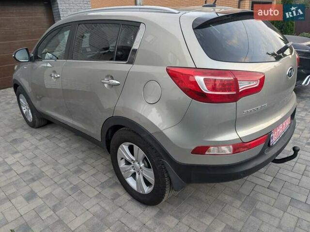 Синий Киа Sportage, объемом двигателя 2 л и пробегом 112 тыс. км за 13000 $, фото 11 на Automoto.ua