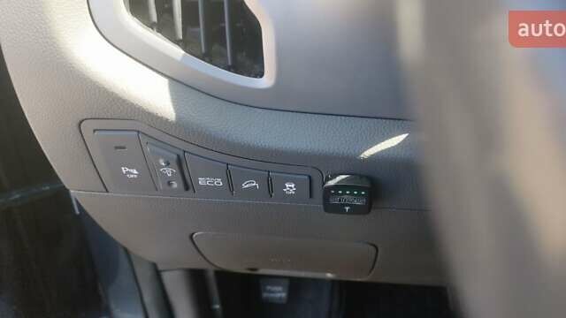 Синий Киа Sportage, объемом двигателя 2.4 л и пробегом 156 тыс. км за 12500 $, фото 7 на Automoto.ua