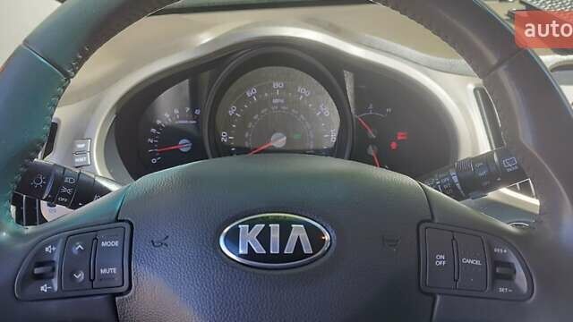 Синий Киа Sportage, объемом двигателя 2.4 л и пробегом 156 тыс. км за 12500 $, фото 10 на Automoto.ua