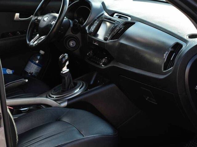 Синий Киа Sportage, объемом двигателя 1.7 л и пробегом 229 тыс. км за 13499 $, фото 12 на Automoto.ua