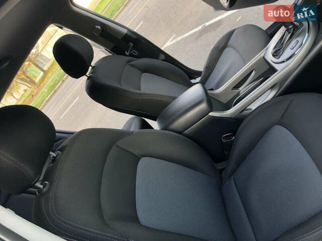 Синий Киа Sportage, объемом двигателя 2.35 л и пробегом 175 тыс. км за 11900 $, фото 6 на Automoto.ua