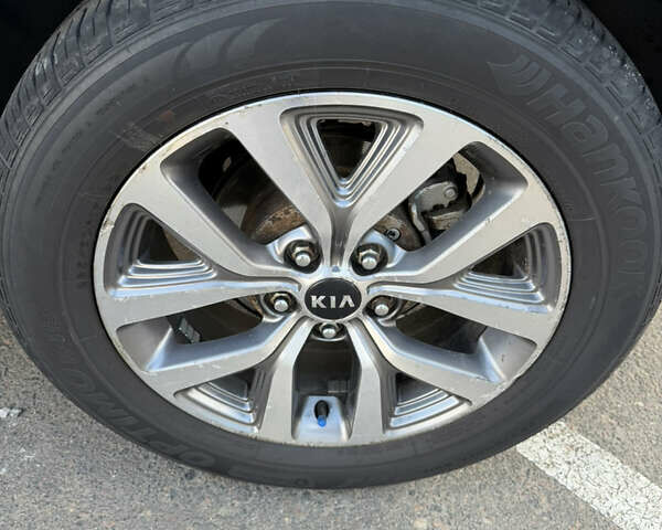 Синий Киа Sportage, объемом двигателя 2.35 л и пробегом 175 тыс. км за 11900 $, фото 16 на Automoto.ua
