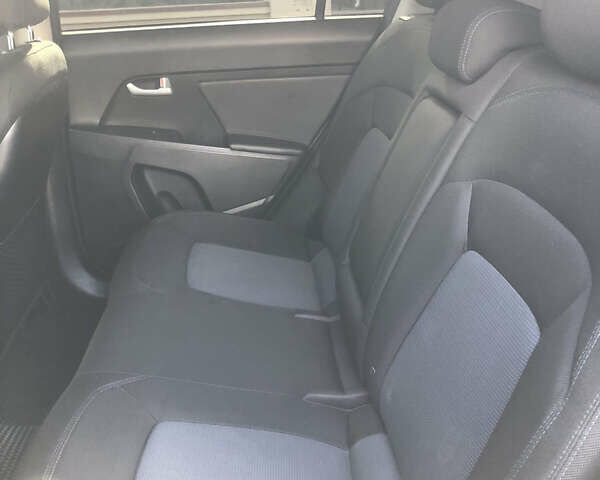 Синий Киа Sportage, объемом двигателя 2.35 л и пробегом 175 тыс. км за 11900 $, фото 2 на Automoto.ua