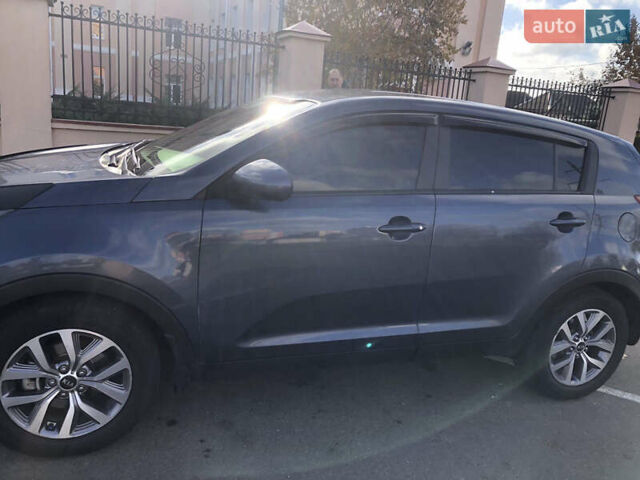 Синий Киа Sportage, объемом двигателя 2.35 л и пробегом 175 тыс. км за 11900 $, фото 3 на Automoto.ua