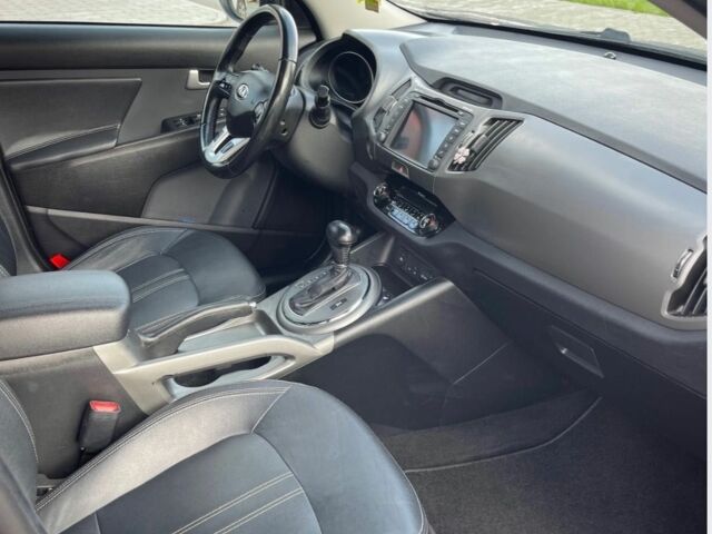 Синий Киа Sportage, объемом двигателя 2.4 л и пробегом 120 тыс. км за 8500 $, фото 6 на Automoto.ua