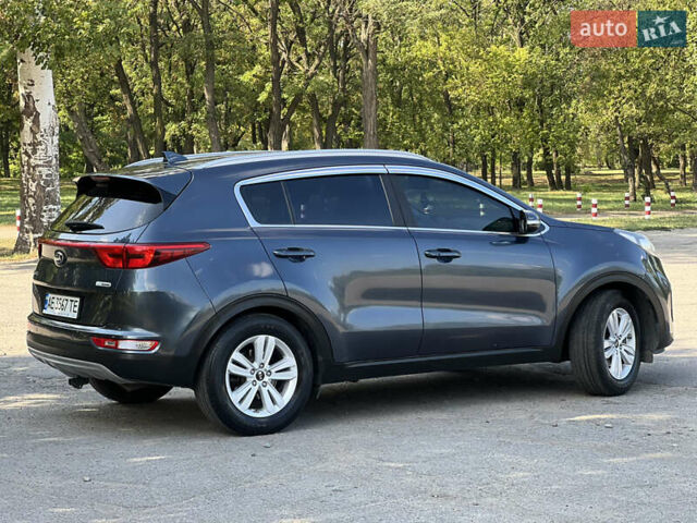 Синій Кіа Sportage, об'ємом двигуна 2 л та пробігом 150 тис. км за 17000 $, фото 4 на Automoto.ua
