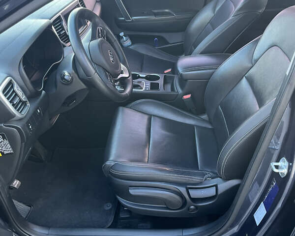 Синий Киа Sportage, объемом двигателя 2 л и пробегом 245 тыс. км за 18500 $, фото 6 на Automoto.ua