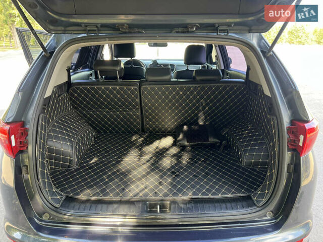 Синій Кіа Sportage, об'ємом двигуна 2 л та пробігом 150 тис. км за 17000 $, фото 12 на Automoto.ua