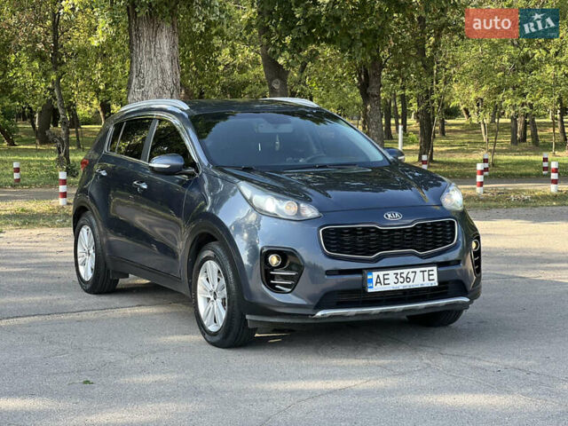 Синій Кіа Sportage, об'ємом двигуна 2 л та пробігом 150 тис. км за 17000 $, фото 1 на Automoto.ua