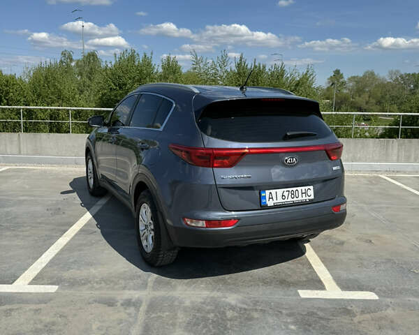 Синий Киа Sportage, объемом двигателя 1.69 л и пробегом 134 тыс. км за 17999 $, фото 2 на Automoto.ua