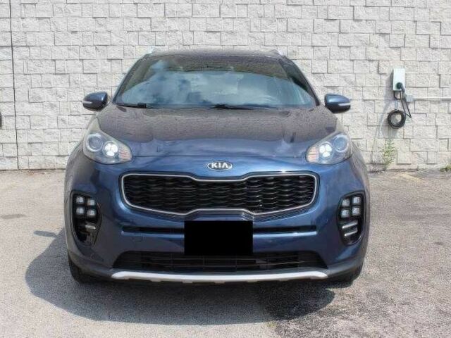 Киа Sportage 2018 в Черновцах на Automoto.ua Синий Киа Sportage, объемом двигателя 2.4 л и пробегом 67 тыс. км за 8500 $, фото 1 на Automoto.ua