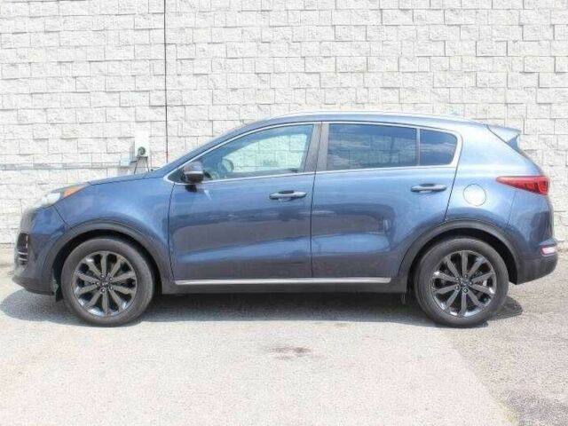 Киа Sportage 2018 в Черновцах на Automoto.ua Синий Киа Sportage, объемом двигателя 2.4 л и пробегом 67 тыс. км за 8500 $, фото 3 на Automoto.ua