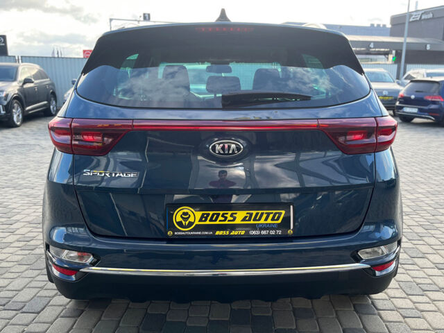 Синій Кіа Sportage, об'ємом двигуна 1.6 л та пробігом 108 тис. км за 18000 $, фото 5 на Automoto.ua