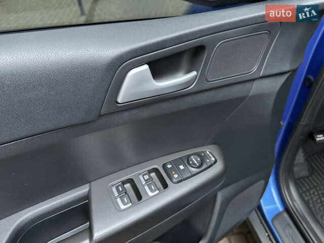 Синий Киа Sportage, объемом двигателя 1.6 л и пробегом 111 тыс. км за 17200 $, фото 34 на Automoto.ua