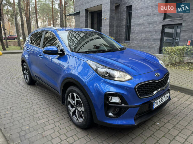 Синий Киа Sportage, объемом двигателя 1.6 л и пробегом 111 тыс. км за 17200 $, фото 3 на Automoto.ua