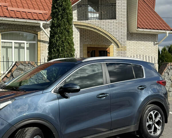 Киа Sportage 2018 в Виннице на Automoto.ua Синий Киа Sportage, объемом двигателя 1.6 л и пробегом 122 тыс. км за 18500 $, фото 10 на Automoto.ua