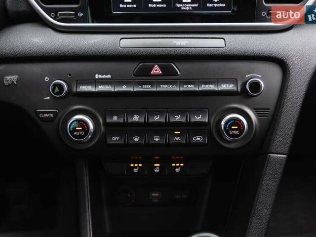 Синий Киа Sportage, объемом двигателя 1.6 л и пробегом 141 тыс. км за 17500 $, фото 20 на Automoto.ua