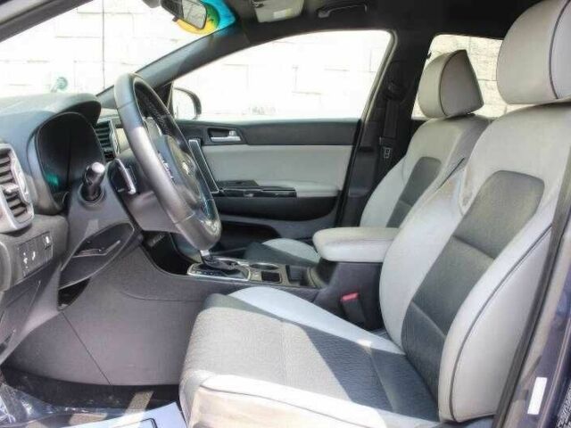 Киа Sportage 2018 в Черновцах на Automoto.ua Синий Киа Sportage, объемом двигателя 2.4 л и пробегом 67 тыс. км за 8500 $, фото 10 на Automoto.ua