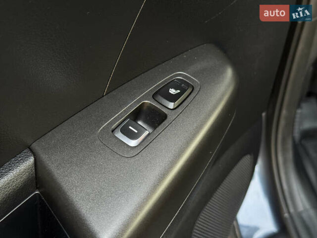 Киа Sportage 2018 в Киеве на Automoto.ua Синий Киа Sportage, объемом двигателя 2 л и пробегом 153 тыс. км за 21900 $, фото 19 на Automoto.ua