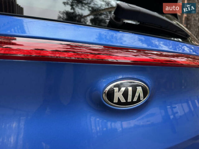 Синий Киа Sportage, объемом двигателя 1.6 л и пробегом 111 тыс. км за 17200 $, фото 27 на Automoto.ua