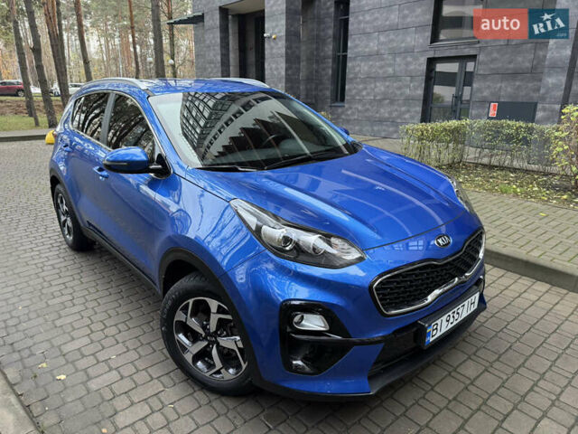 Синий Киа Sportage, объемом двигателя 1.6 л и пробегом 111 тыс. км за 17200 $, фото 1 на Automoto.ua