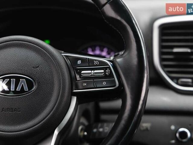 Синий Киа Sportage, объемом двигателя 1.6 л и пробегом 141 тыс. км за 17500 $, фото 16 на Automoto.ua