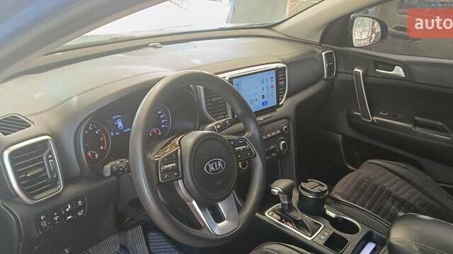 Синий Киа Sportage, объемом двигателя 1.59 л и пробегом 138 тыс. км за 17000 $, фото 2 на Automoto.ua