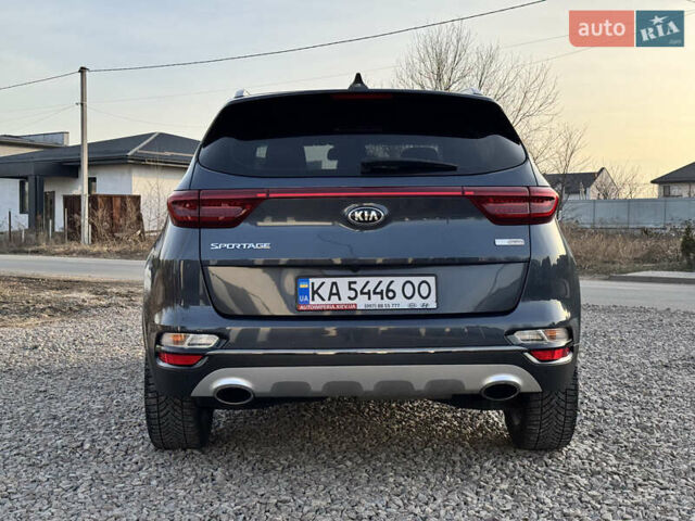 Киа Sportage 2018 в Киеве на Automoto.ua Синий Киа Sportage, объемом двигателя 2 л и пробегом 153 тыс. км за 21900 $, фото 5 на Automoto.ua