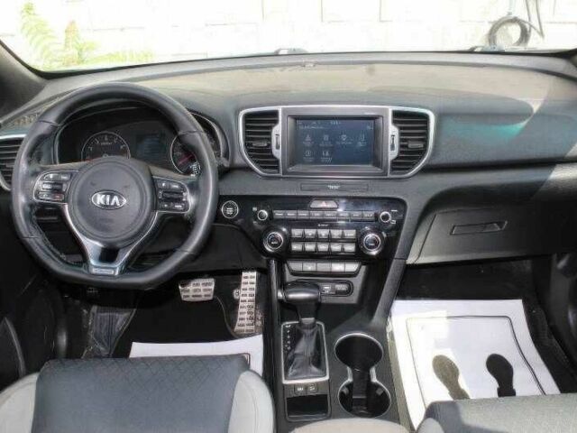 Киа Sportage 2018 в Черновцах на Automoto.ua Синий Киа Sportage, объемом двигателя 2.4 л и пробегом 67 тыс. км за 8500 $, фото 12 на Automoto.ua