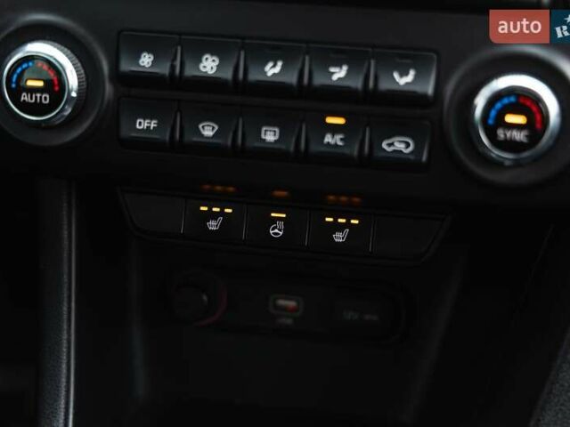 Синий Киа Sportage, объемом двигателя 1.6 л и пробегом 141 тыс. км за 17500 $, фото 21 на Automoto.ua