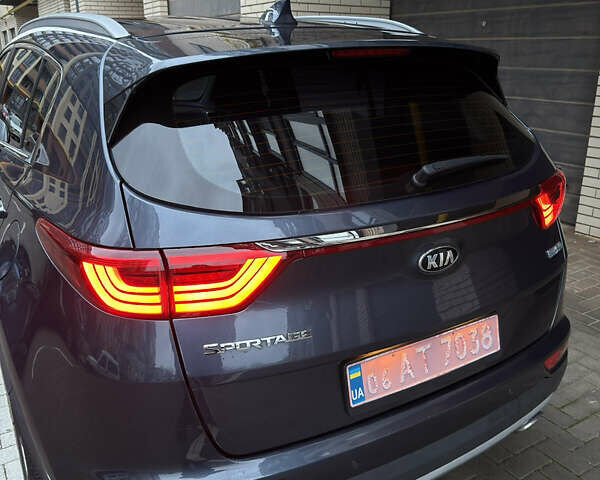 Синий Киа Sportage, объемом двигателя 2 л и пробегом 128 тыс. км за 18499 $, фото 7 на Automoto.ua