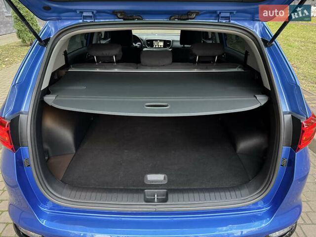 Синий Киа Sportage, объемом двигателя 1.6 л и пробегом 111 тыс. км за 17200 $, фото 62 на Automoto.ua