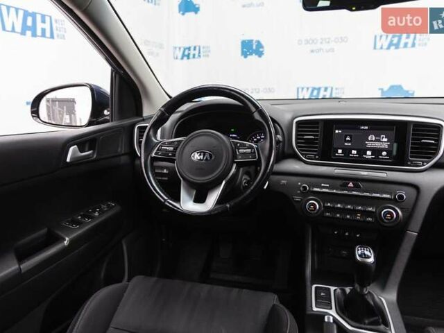 Синий Киа Sportage, объемом двигателя 1.6 л и пробегом 141 тыс. км за 17500 $, фото 23 на Automoto.ua