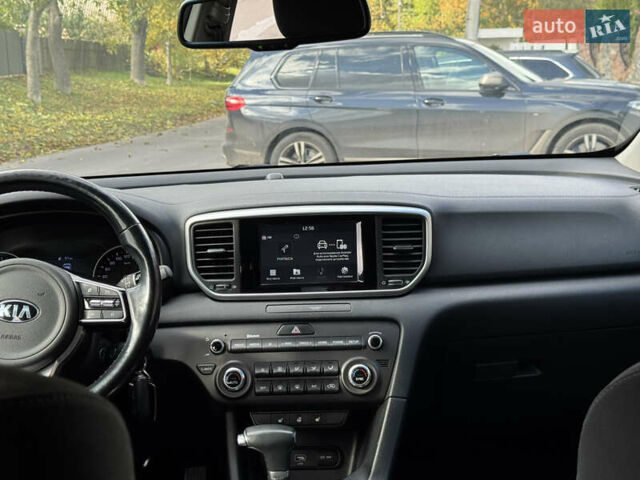 Киа Sportage 2018 в Виннице на Automoto.ua Синий Киа Sportage, объемом двигателя 1.6 л и пробегом 122 тыс. км за 18500 $, фото 18 на Automoto.ua