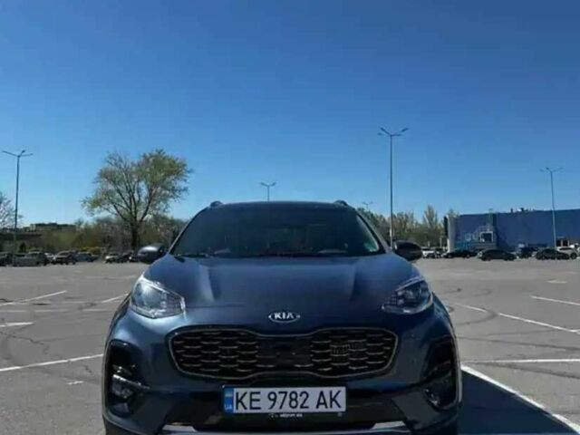 Киа Sportage 2019 в Черновцах на Automoto.ua Синий Киа Sportage, объемом двигателя 2 л и пробегом 87 тыс. км за 15000 $, фото 12 на Automoto.ua