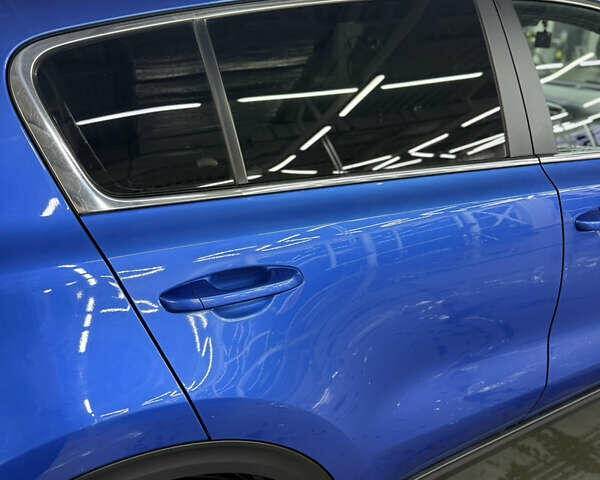 Синий Киа Sportage, объемом двигателя 1.59 л и пробегом 103 тыс. км за 15300 $, фото 11 на Automoto.ua