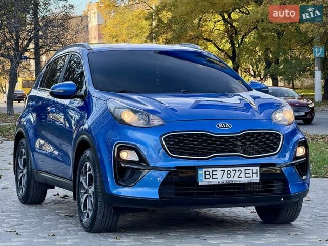 Синий Киа Sportage, объемом двигателя 1.6 л и пробегом 140 тыс. км за 18800 $, фото 2 на Automoto.ua